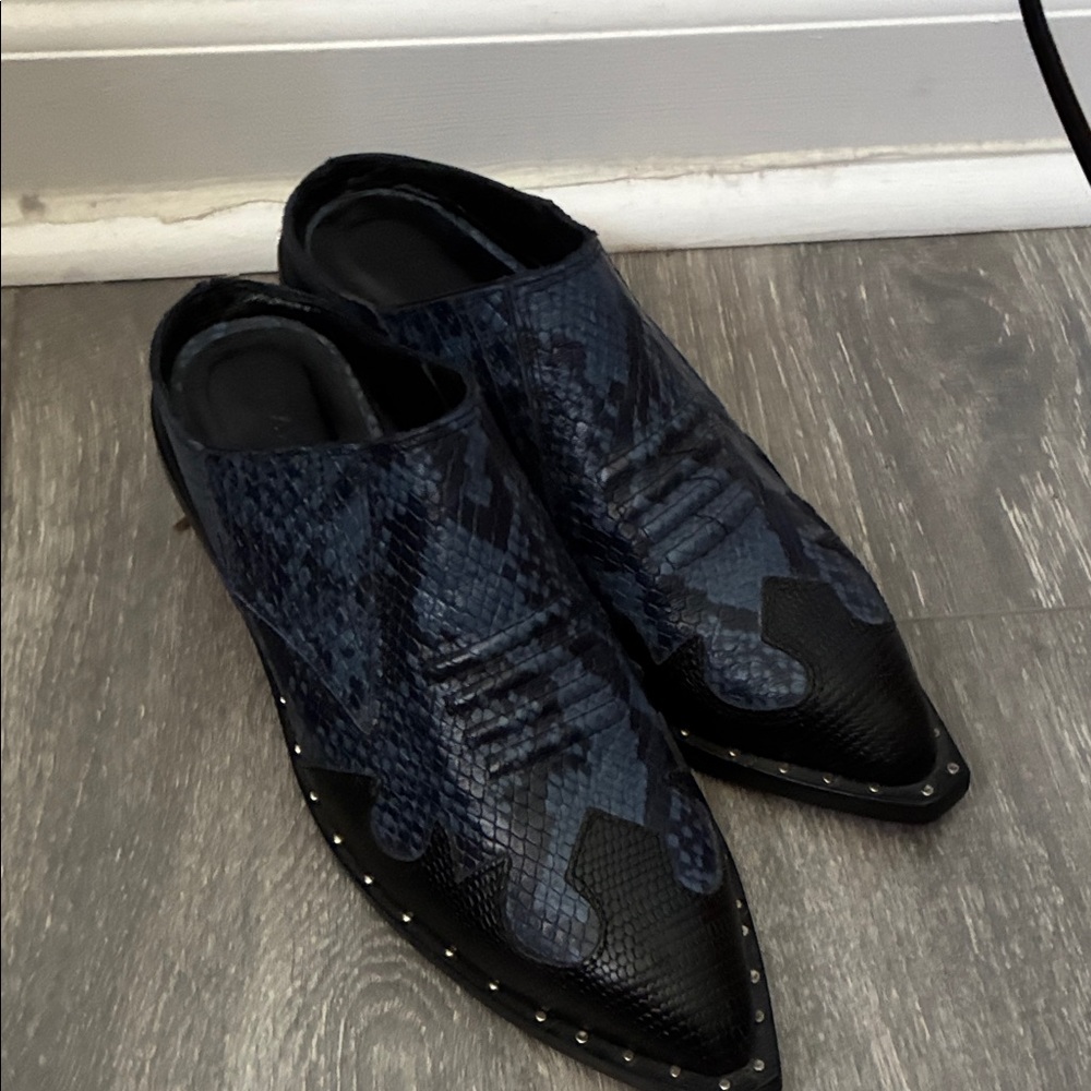 Stylish Black and Blue Ankle Boots